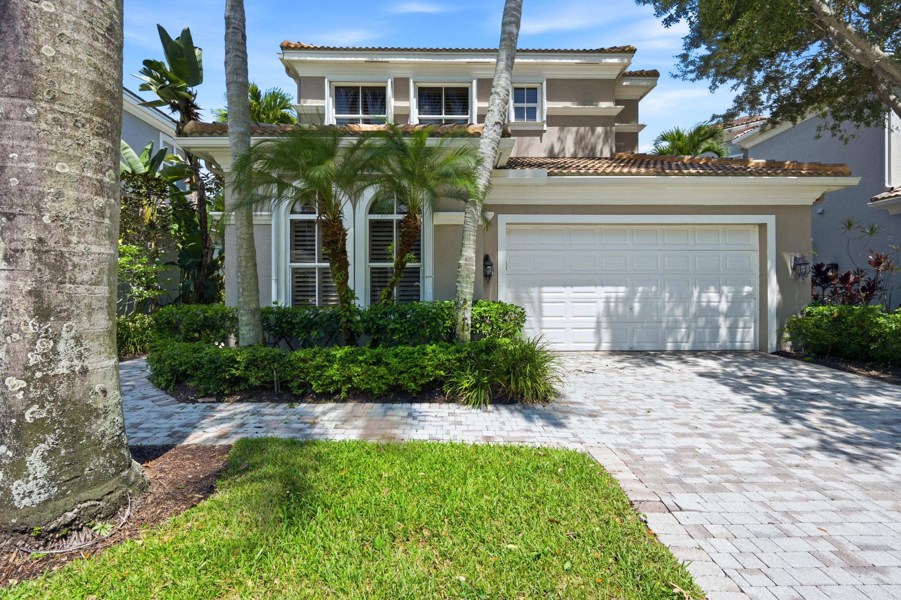 Palm Beach Gardens photo 1