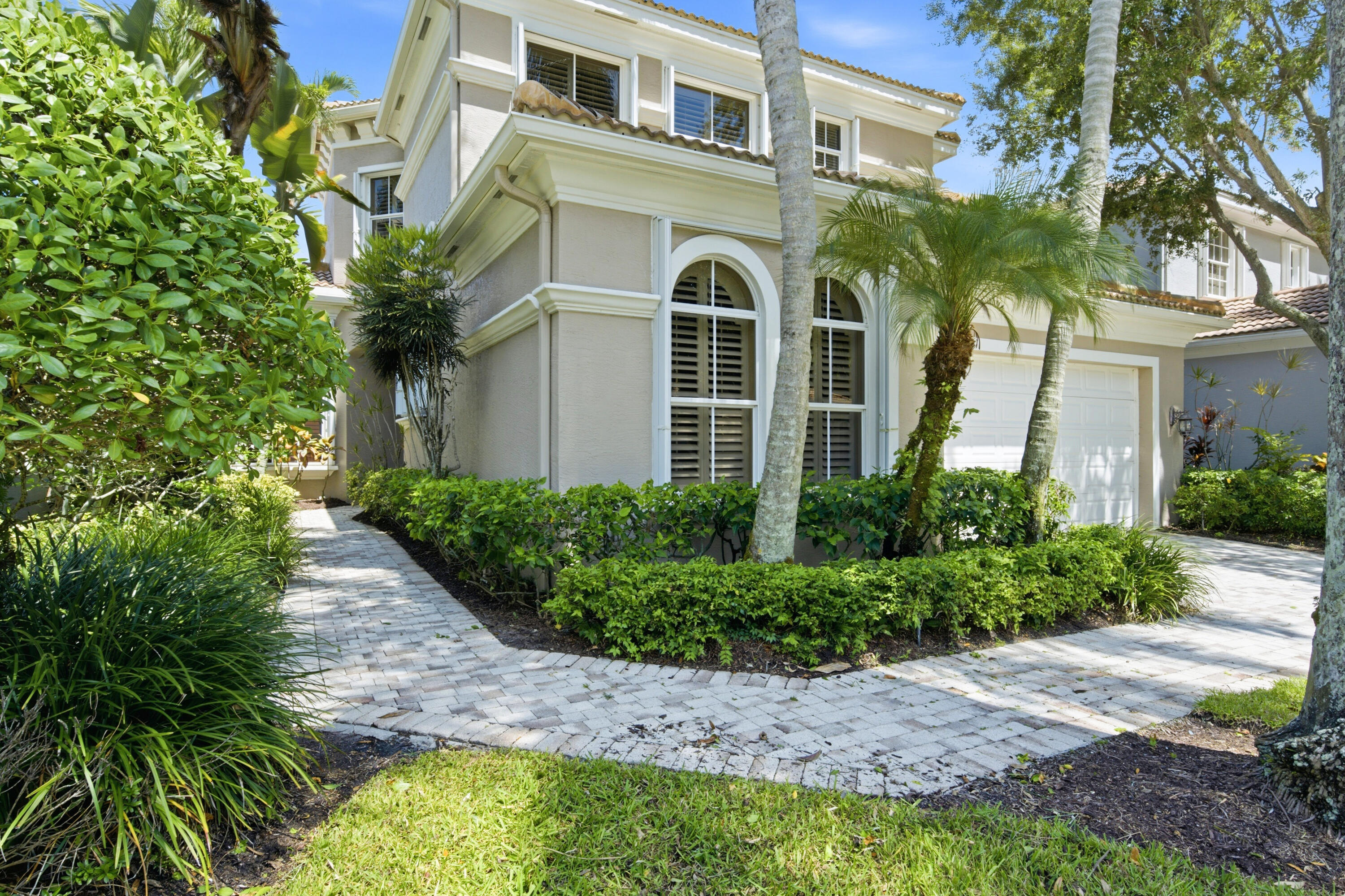 Palm Beach Gardens photo 2