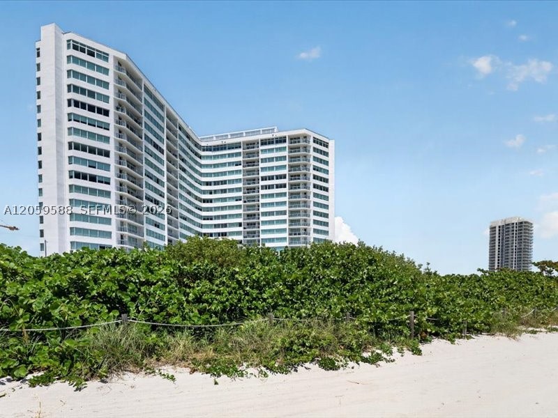 Miami Beach photo 2