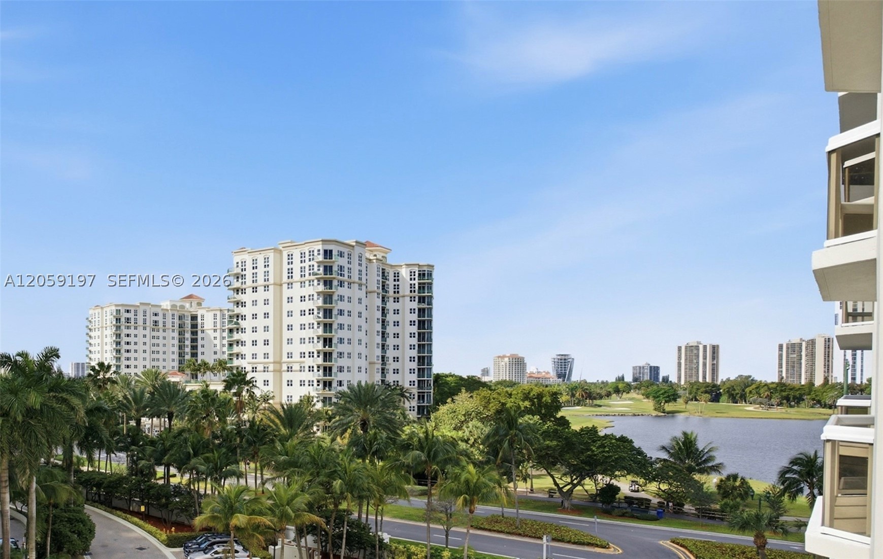 Aventura photo 1