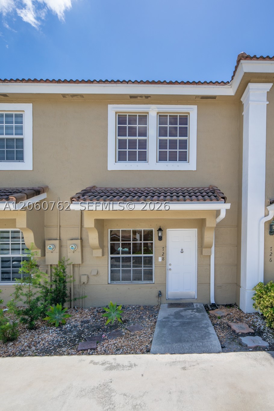 Pembroke Pines photo 4