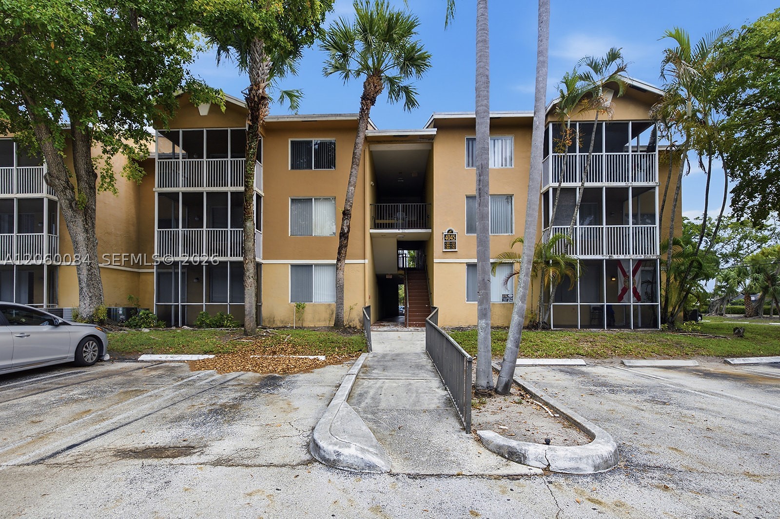 Pompano Beach photo 2