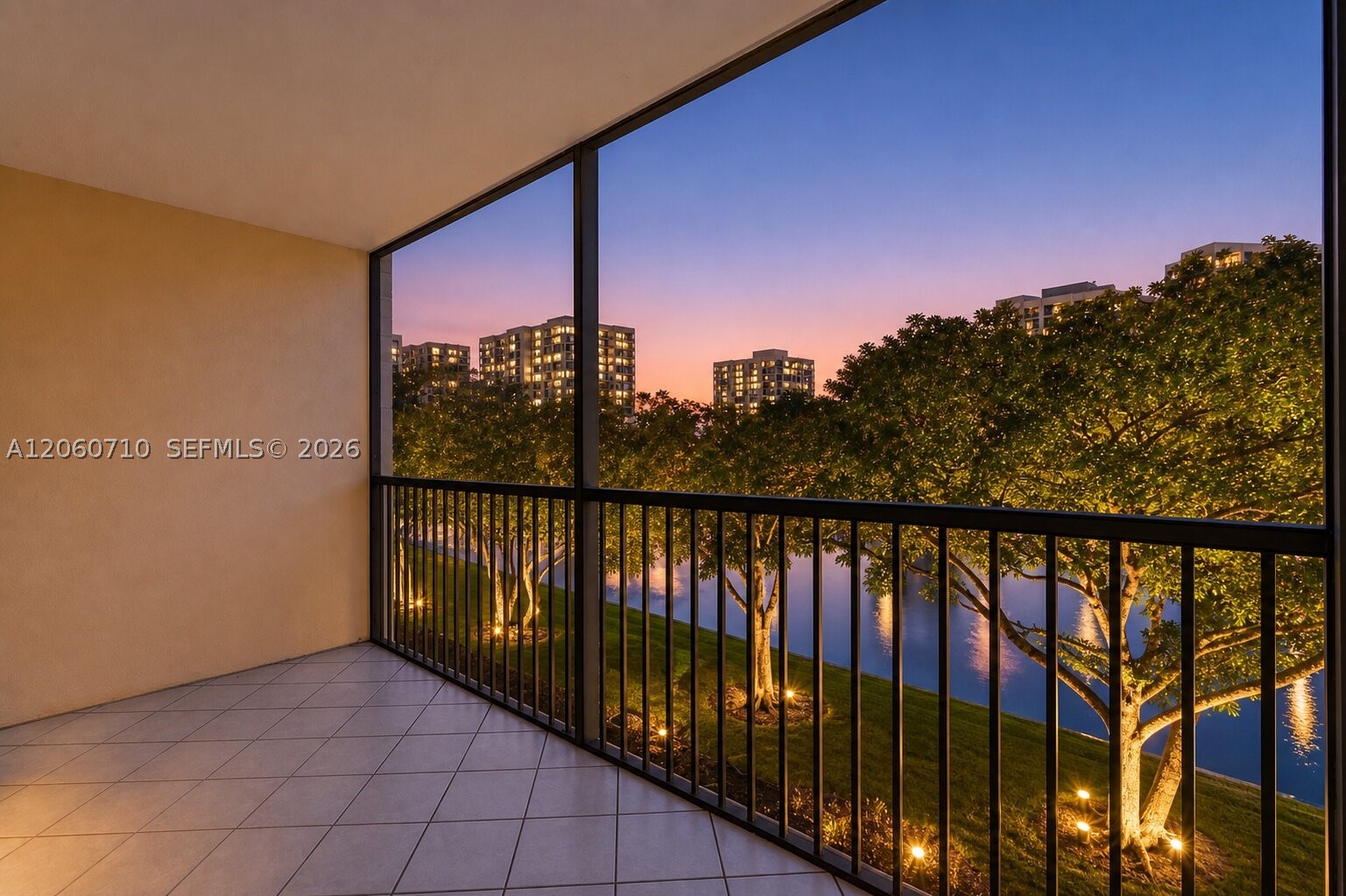Pembroke Pines photo 1