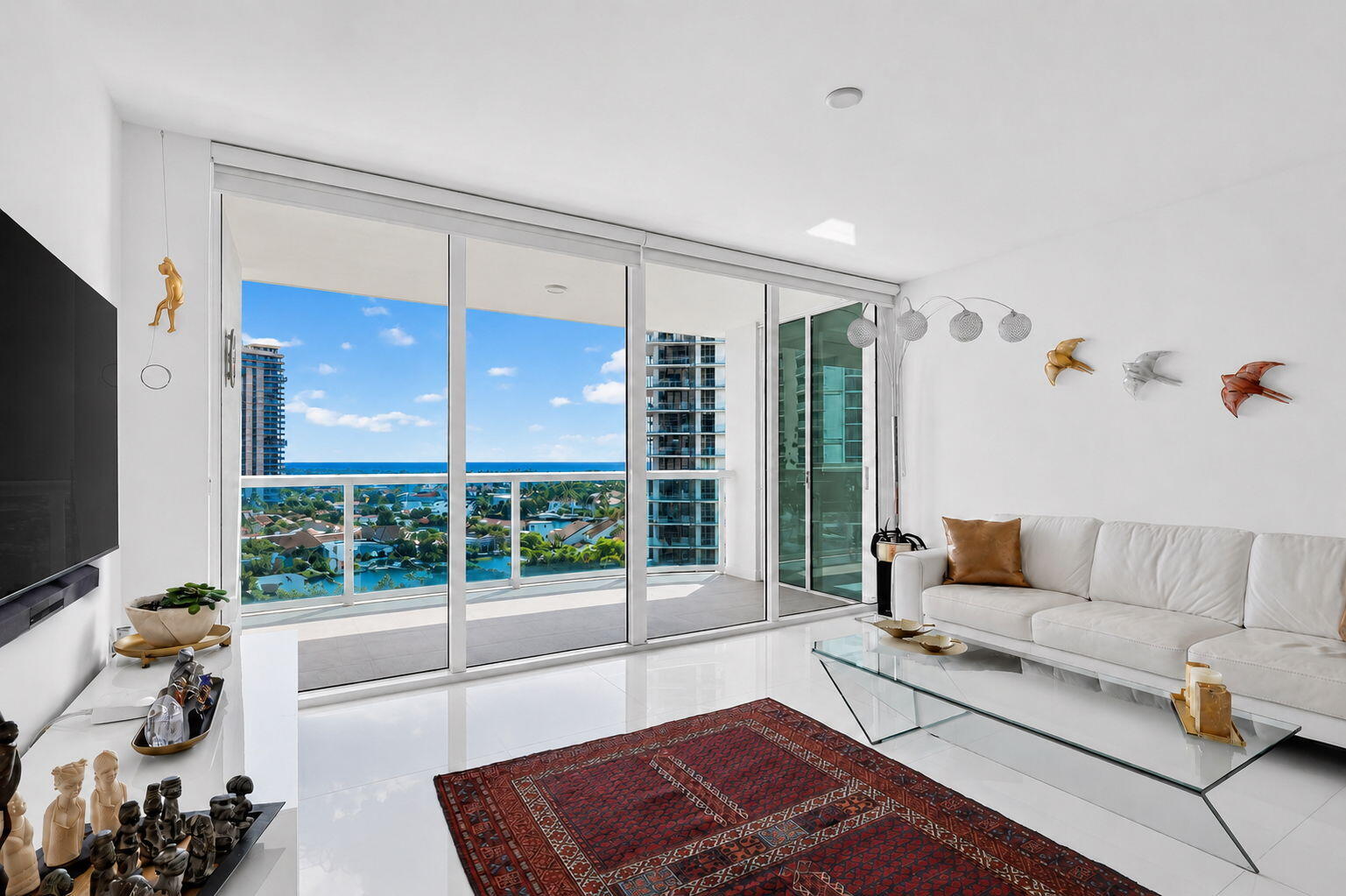 Aventura photo 1