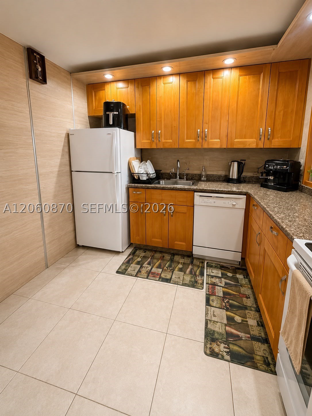Hallandale Beach photo 4