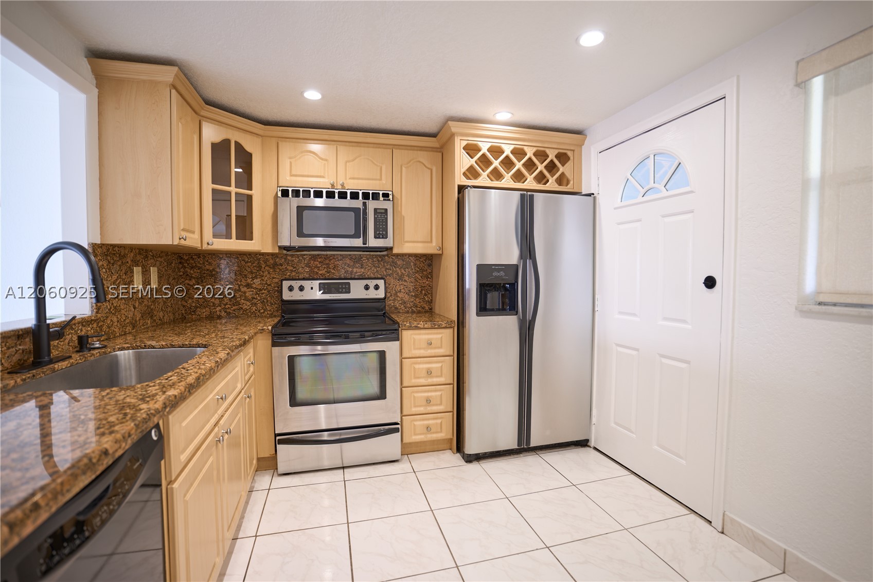 North Miami Beach photo 1