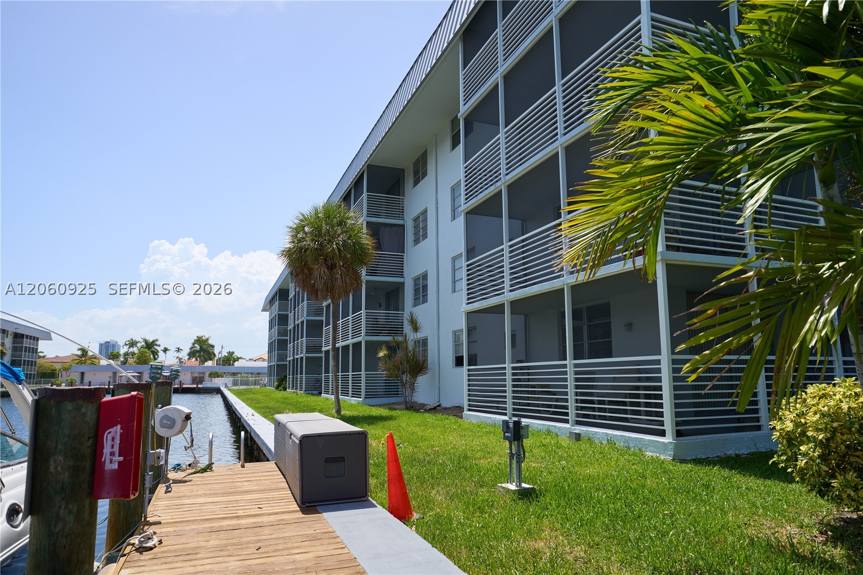 North Miami Beach photo 4