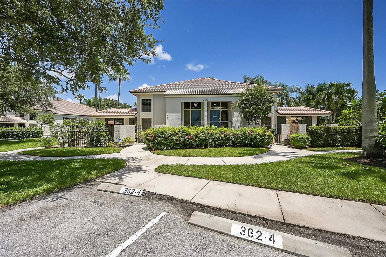 Palm Beach Gardens photo 3