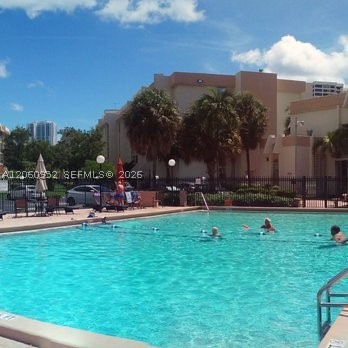 Hallandale Beach photo 2