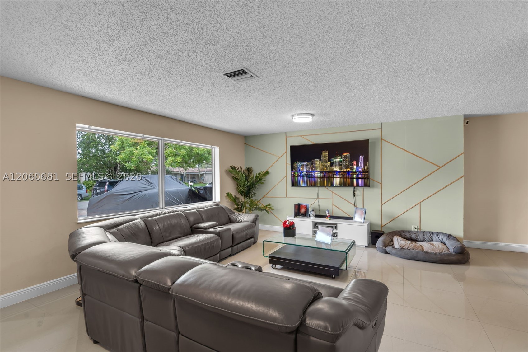 Pembroke Pines photo 4