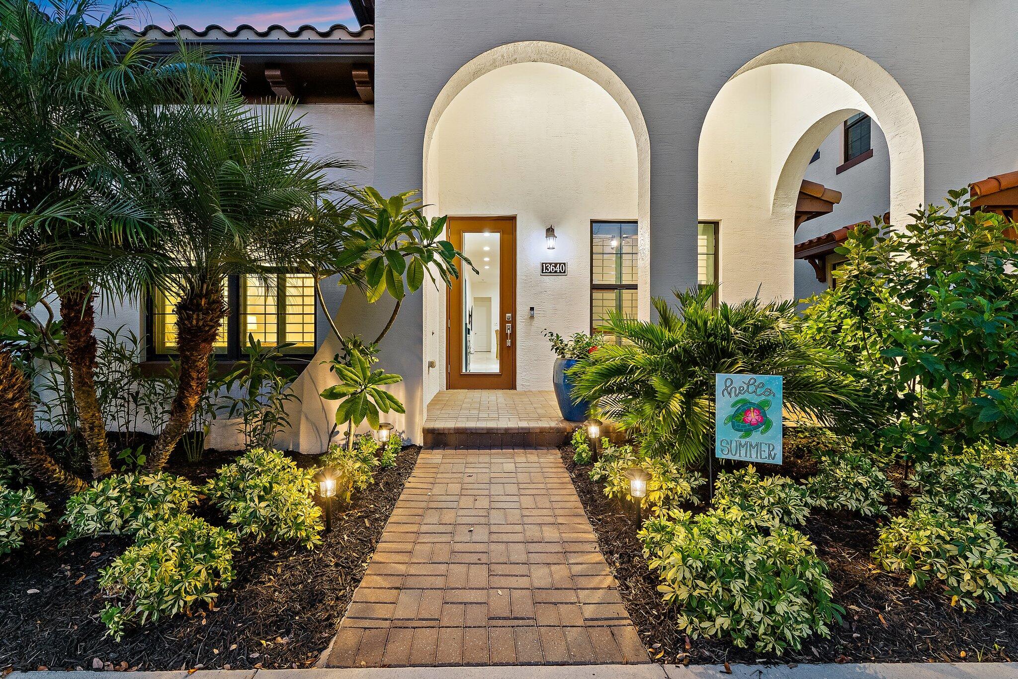 Palm Beach Gardens photo 2