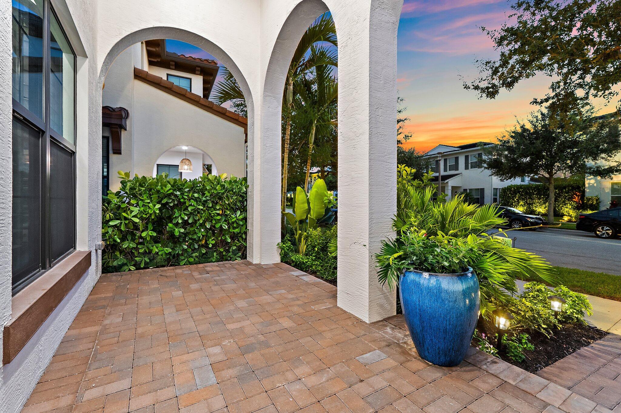 Palm Beach Gardens photo 3