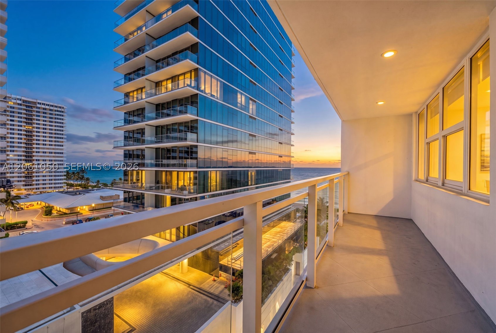 Hallandale Beach photo 1