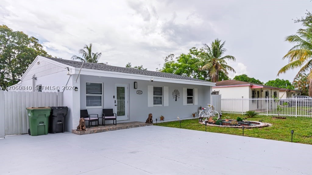North Miami photo 1