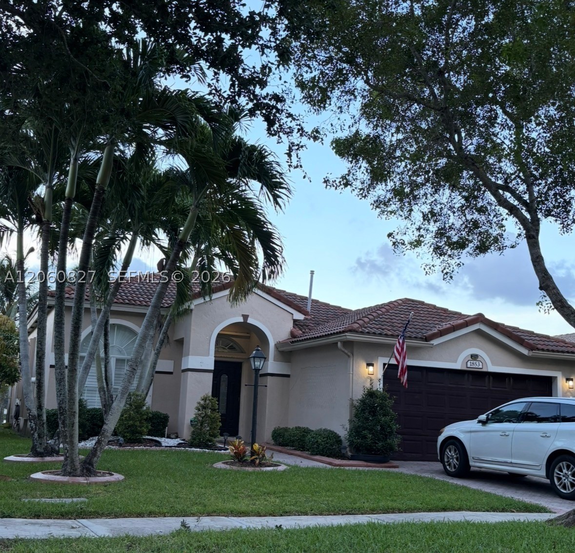 Pembroke Pines photo 1