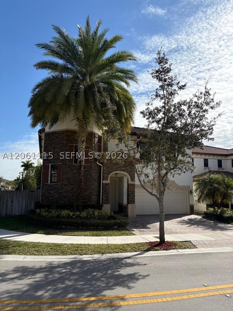 Doral photo 3