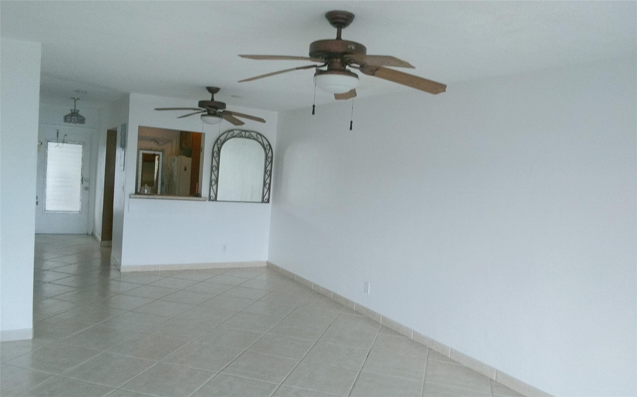 Hallandale Beach photo 3