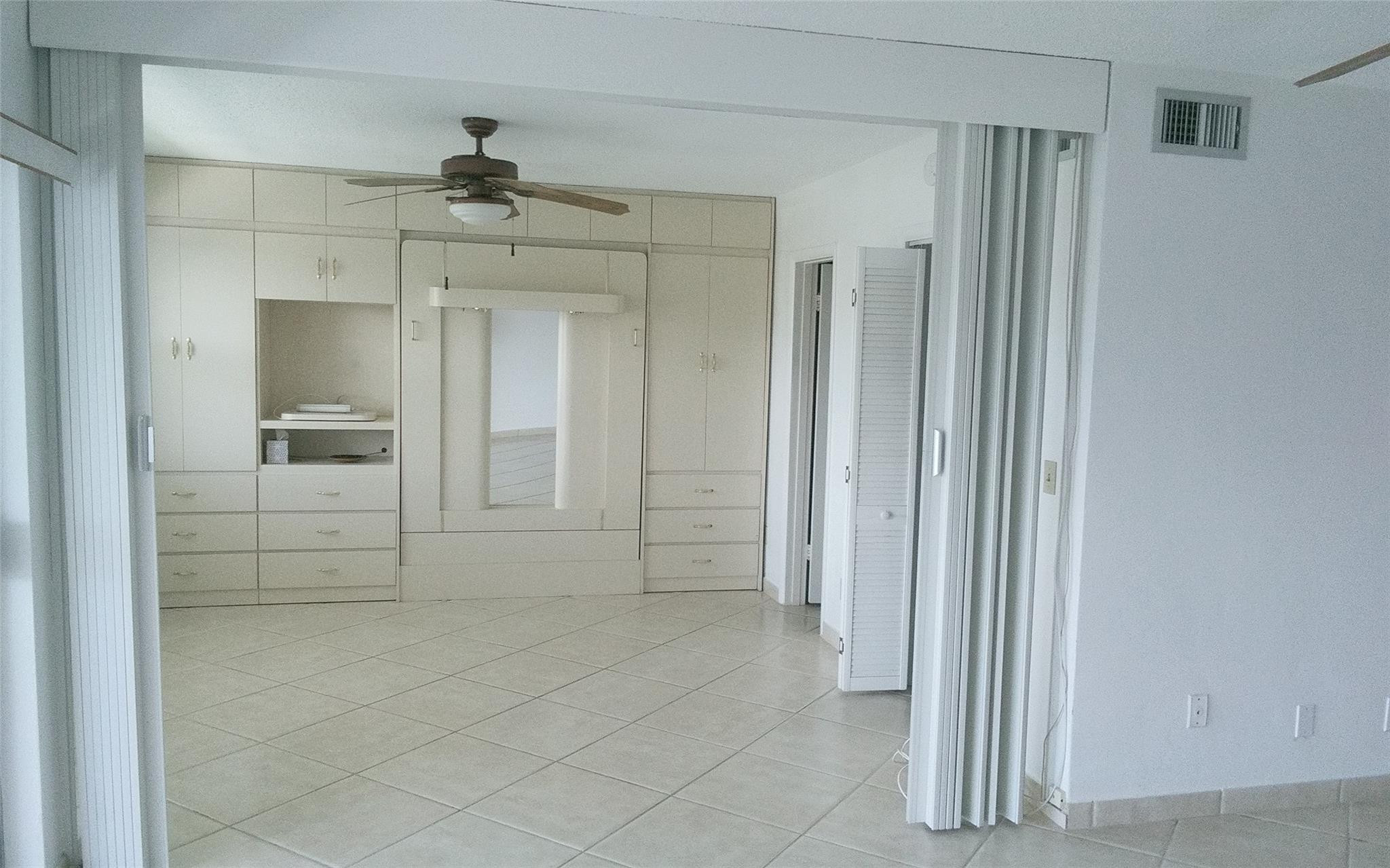 Hallandale Beach photo 5