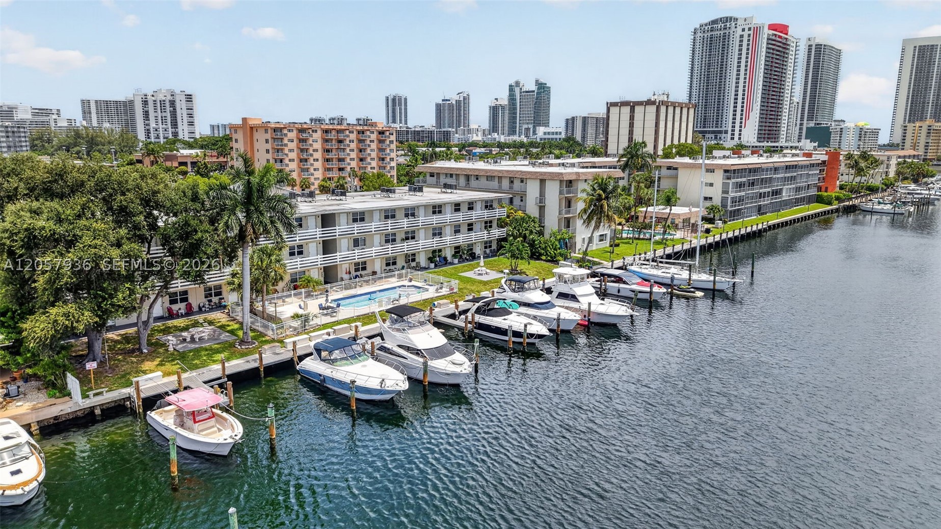 Hallandale Beach photo 1