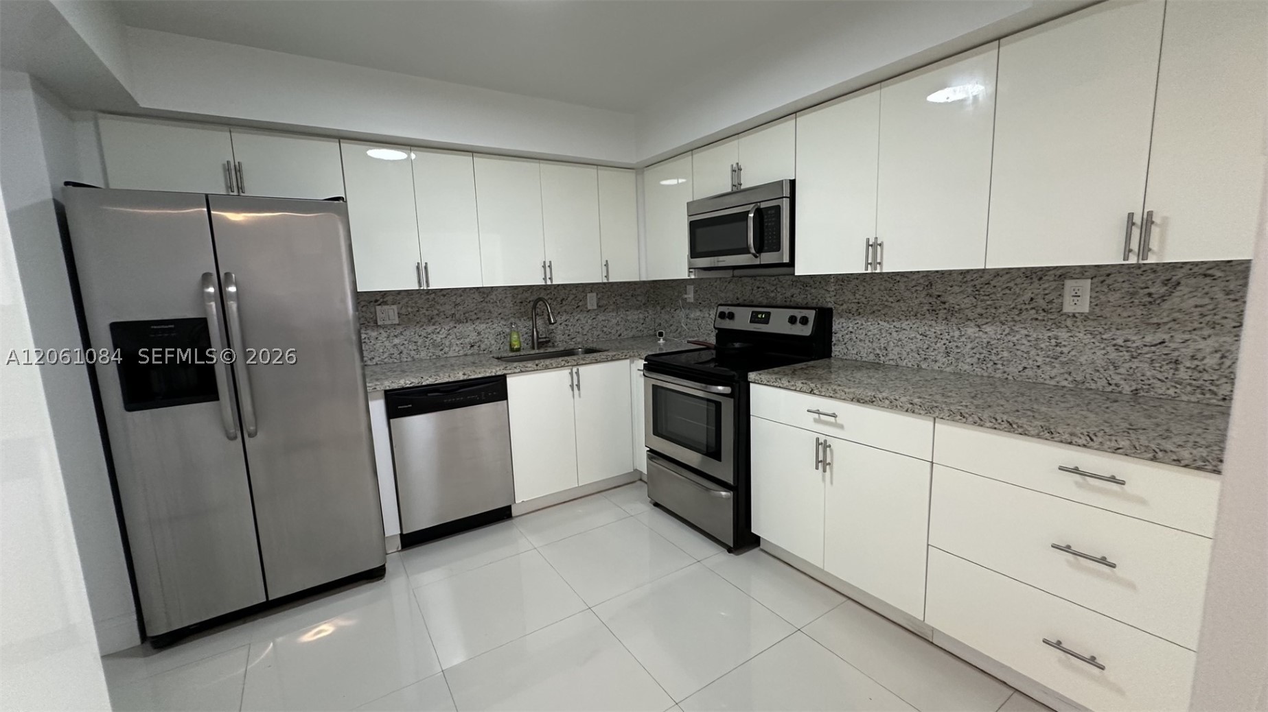 Sunny Isles Beach photo 4