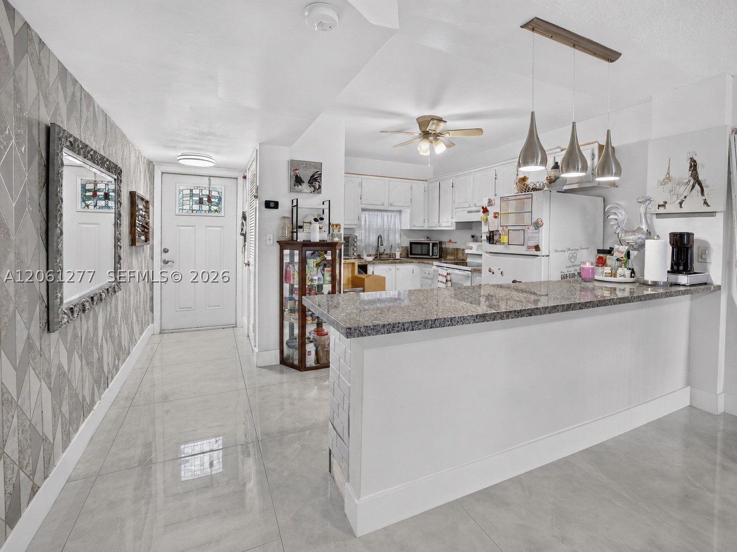 Pembroke Pines photo 1