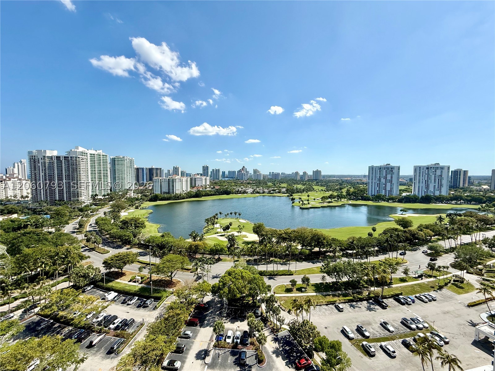 Aventura photo 2