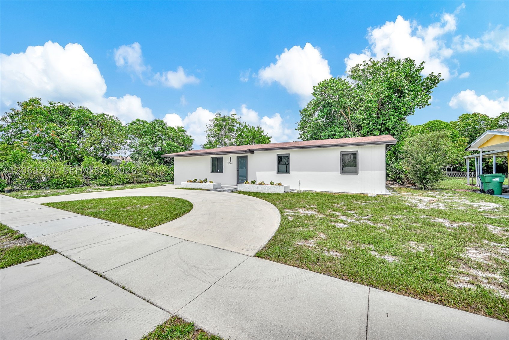 Miami Gardens photo 2