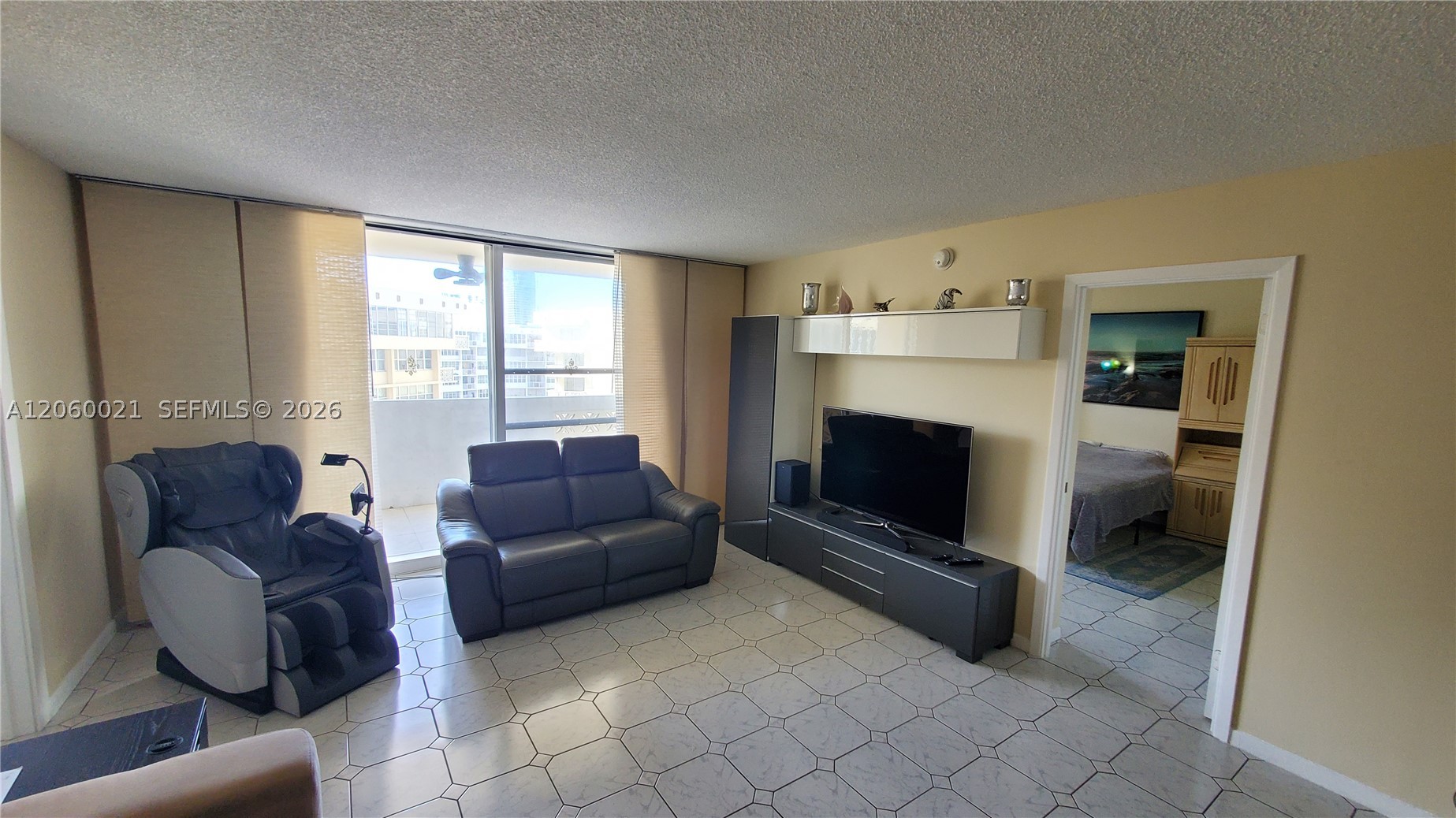 Hallandale Beach photo 5