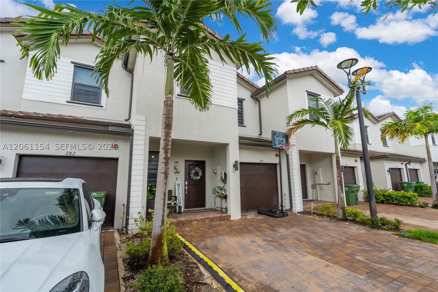 Pembroke Pines photo 3