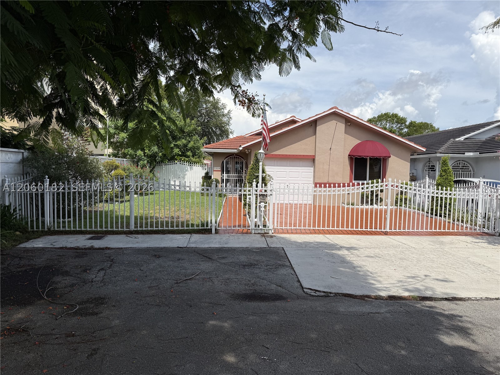 Hialeah photo 3
