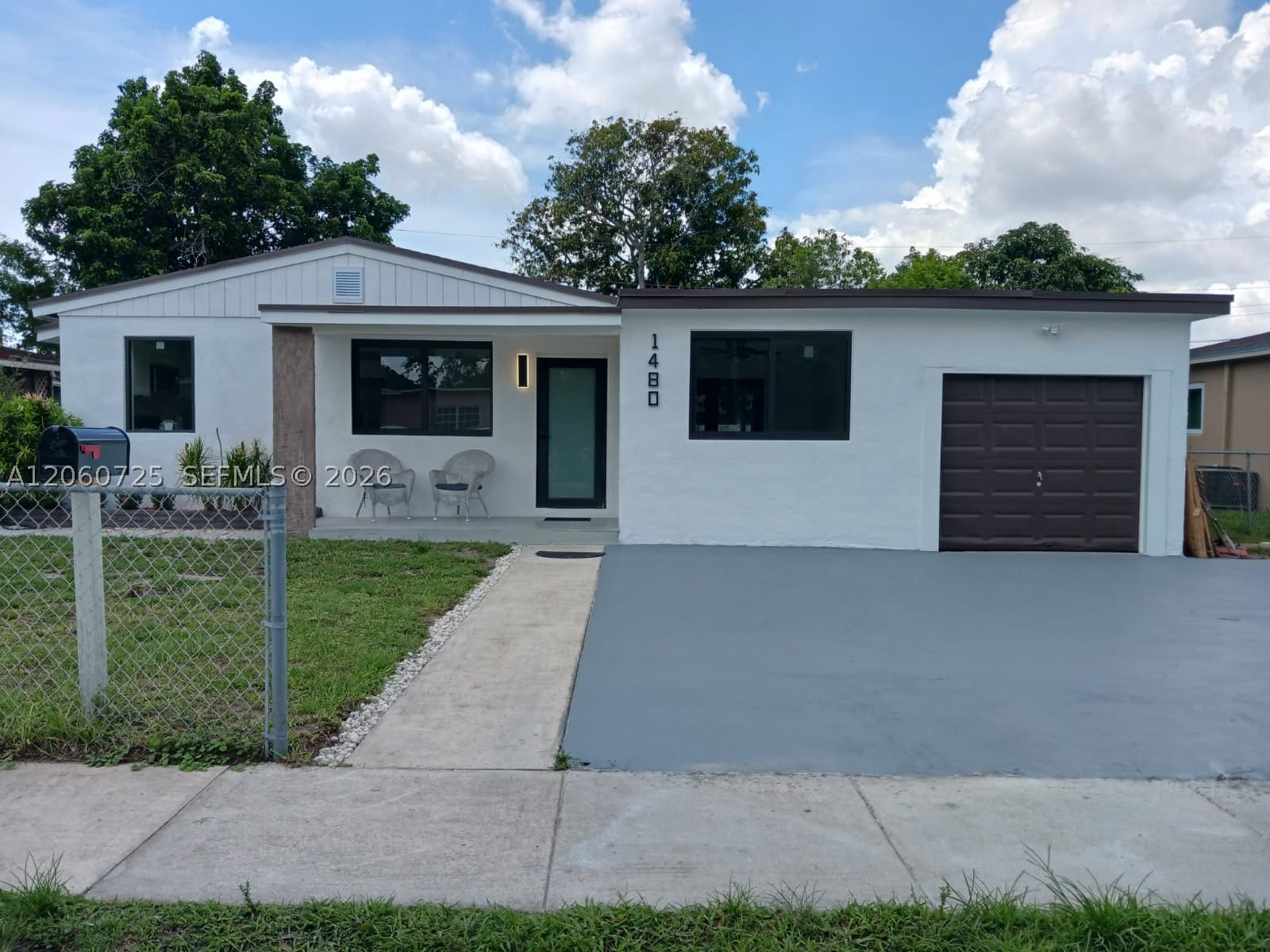 North Miami Beach photo 2