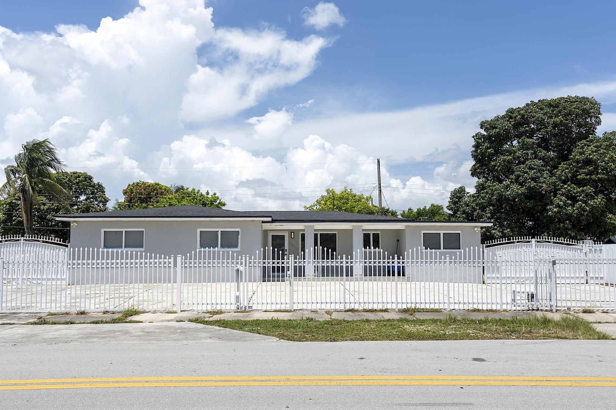 Miami Gardens photo 2