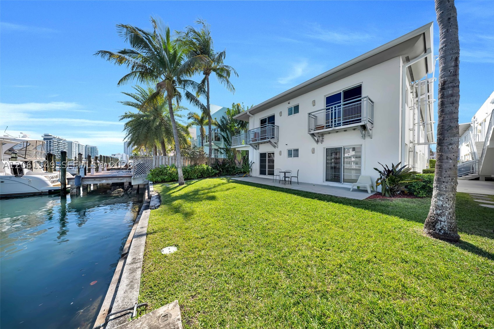 Miami Beach photo 2
