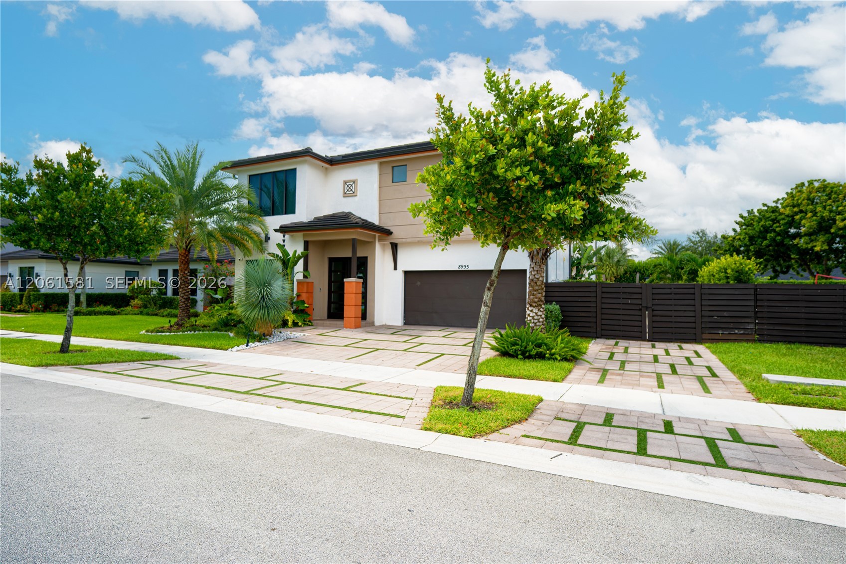 Miami Lakes photo 2