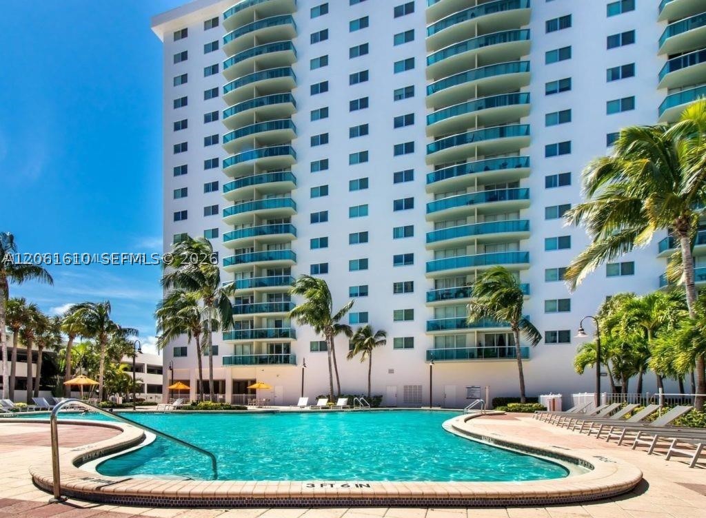 Sunny Isles Beach photo 2