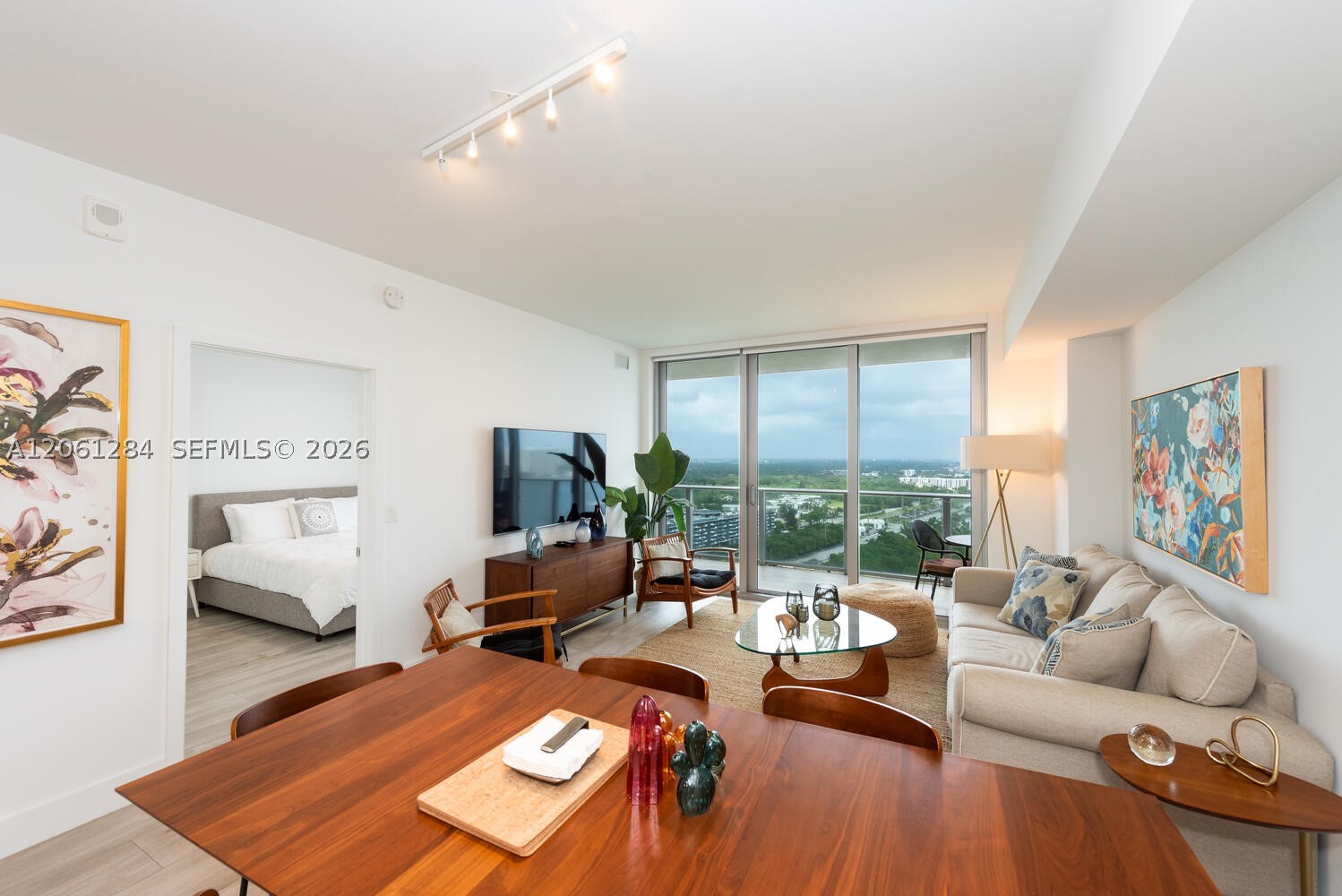 North Miami Beach photo 4
