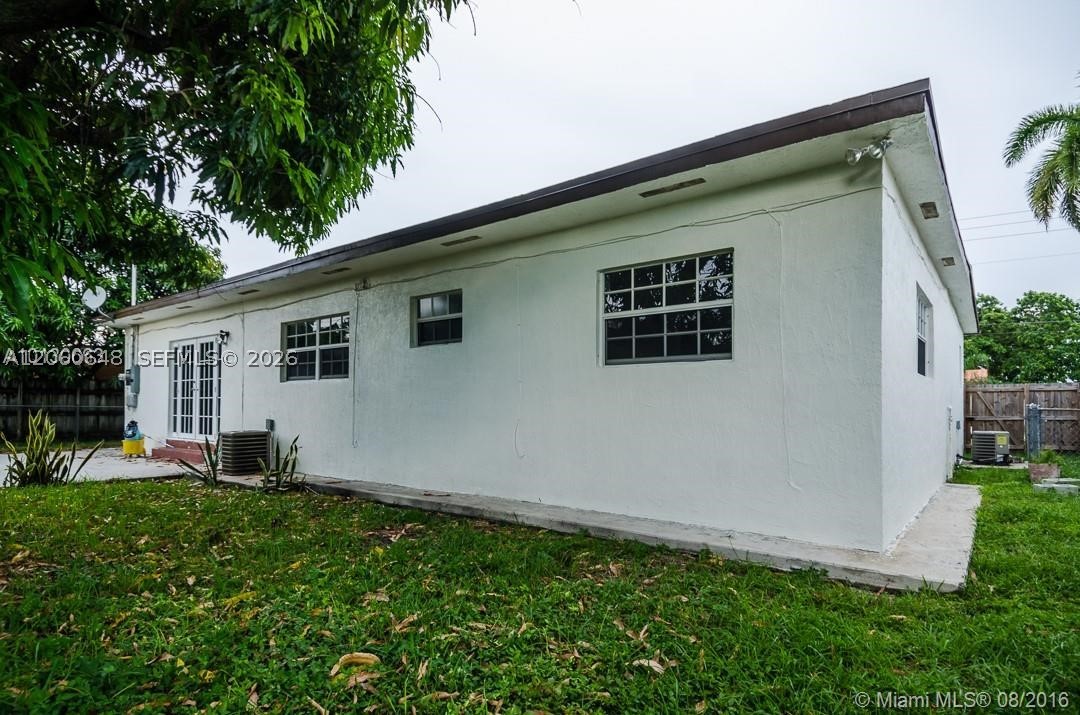 Hialeah photo 5