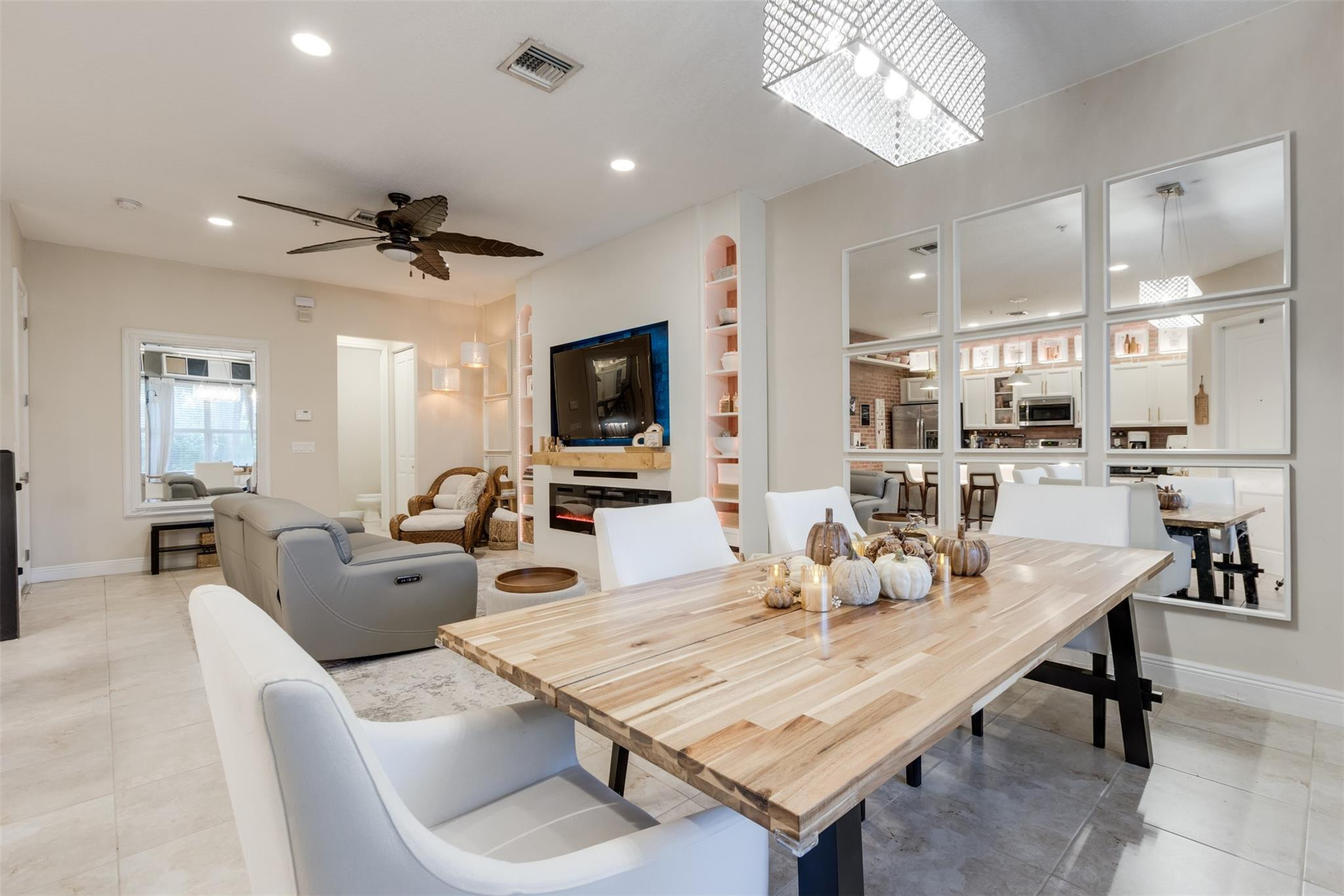 Pembroke Pines photo 5