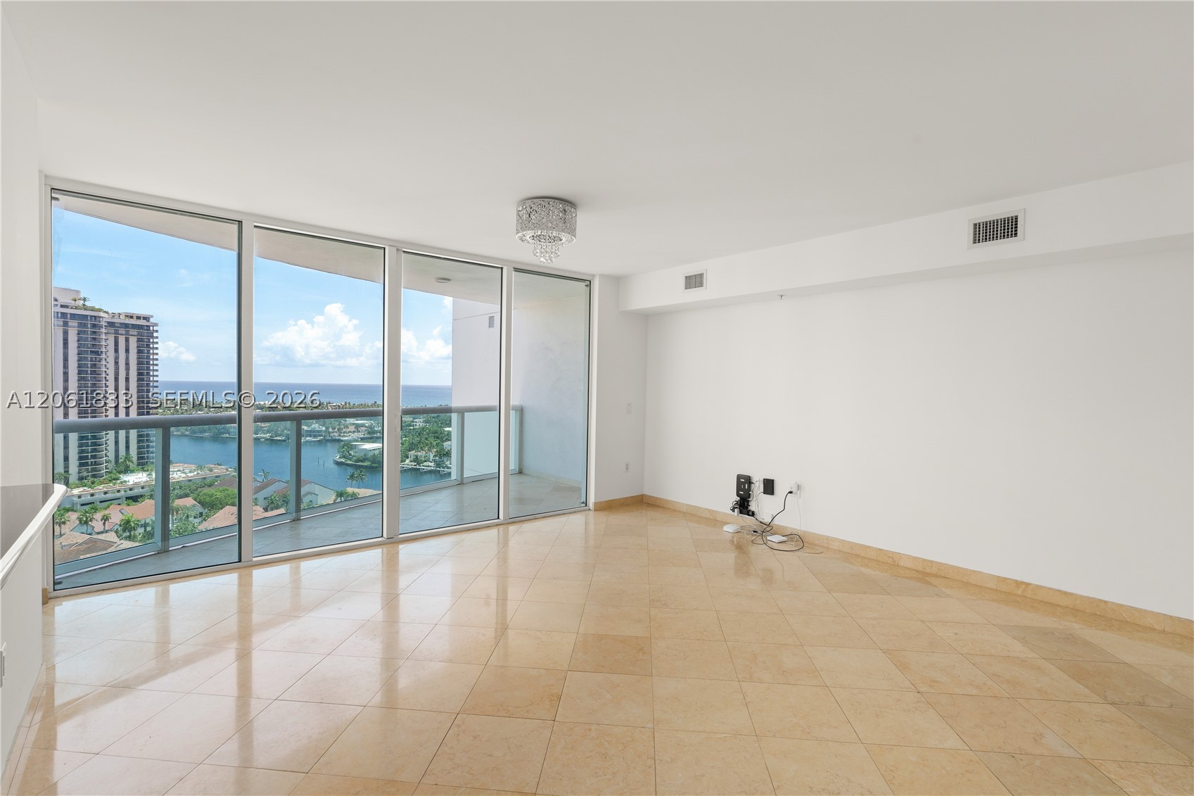 Aventura photo 3