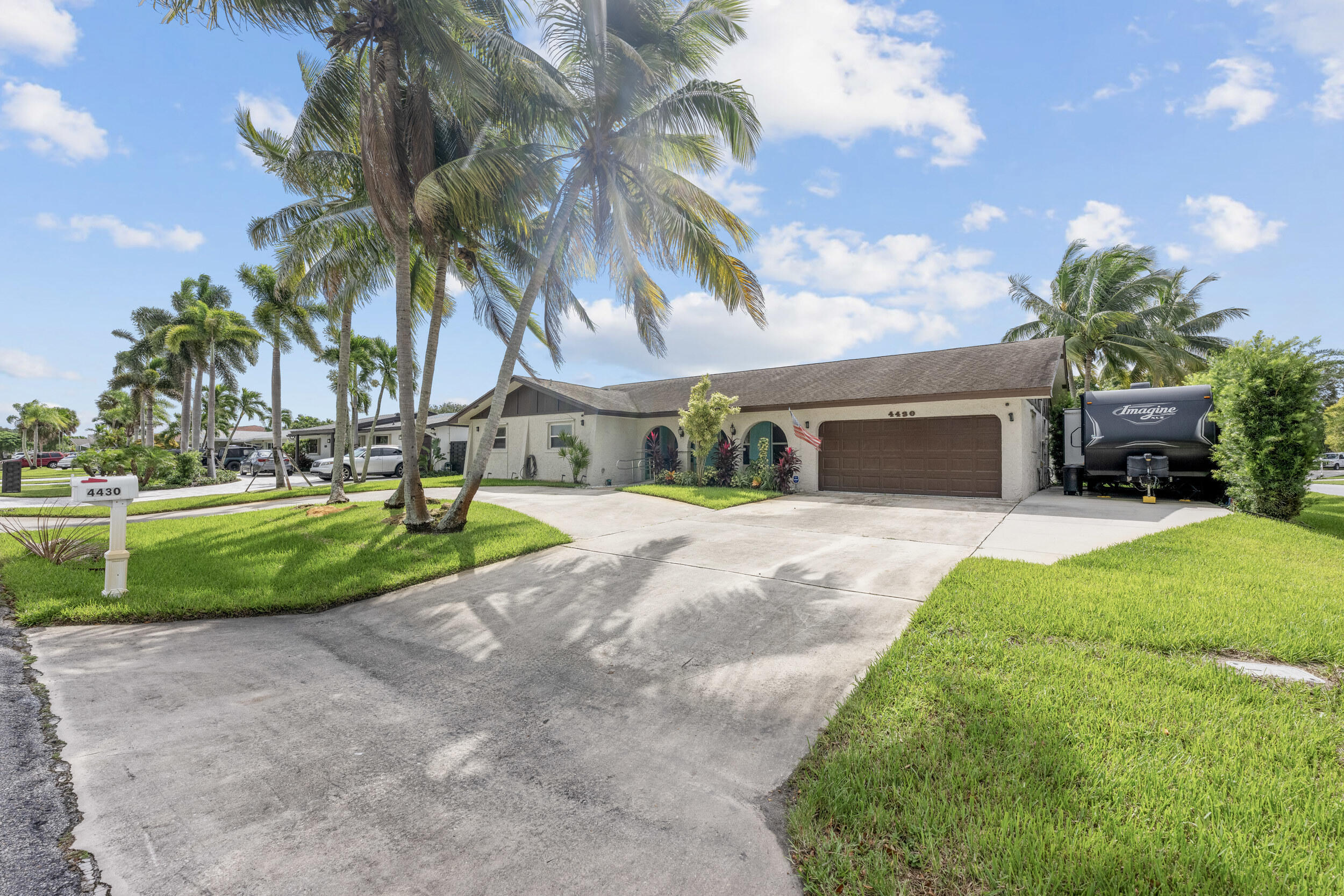 Palm Beach Gardens photo 5