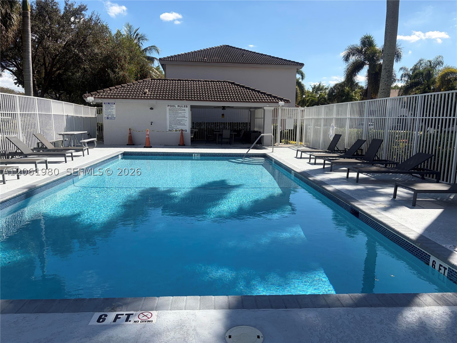 Pembroke Pines photo 2