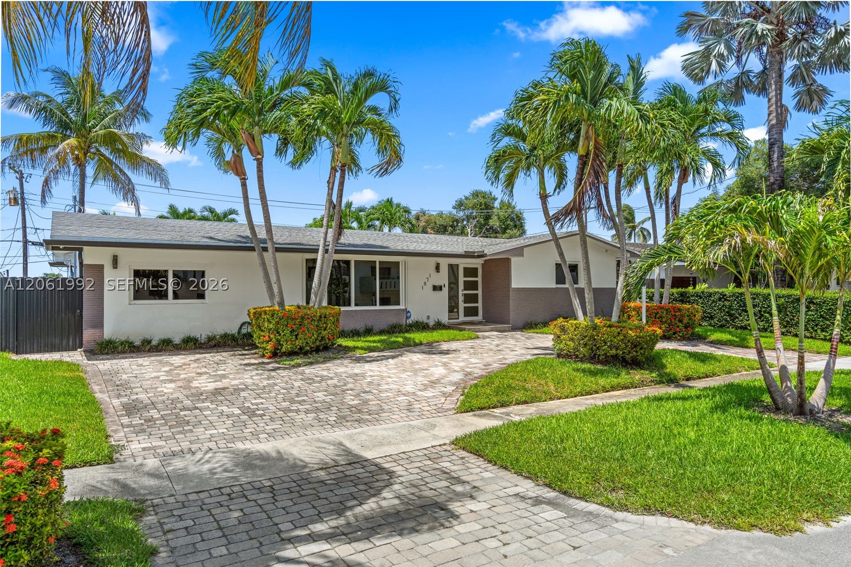 North Miami Beach photo 1