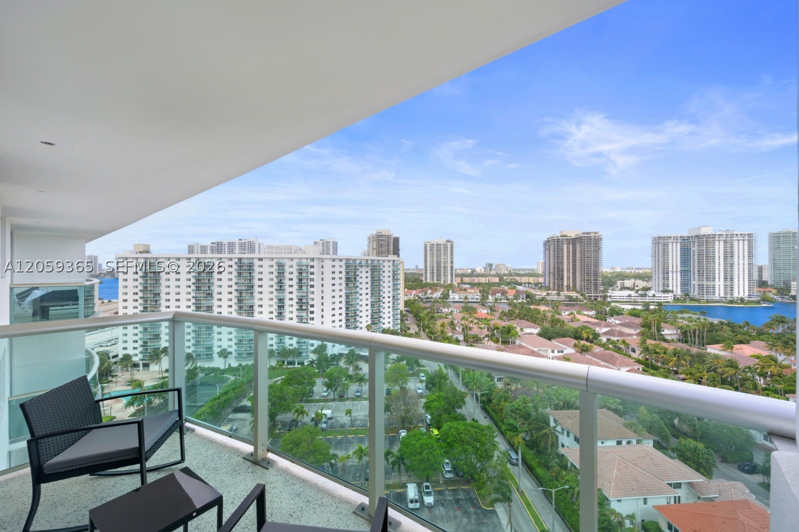 Sunny Isles Beach photo 2