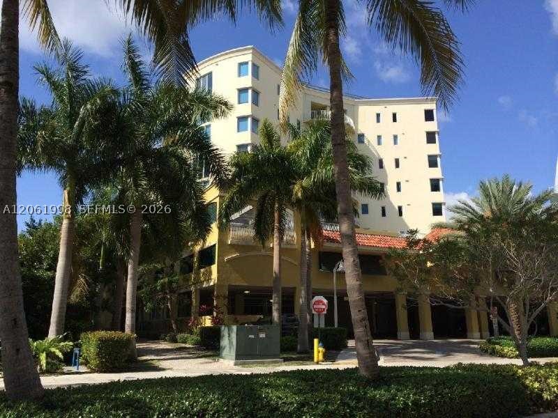 Aventura photo 1