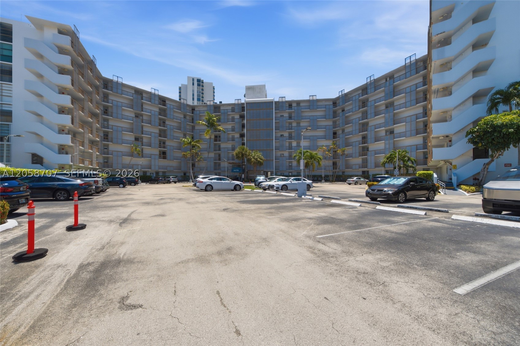Aventura photo 1