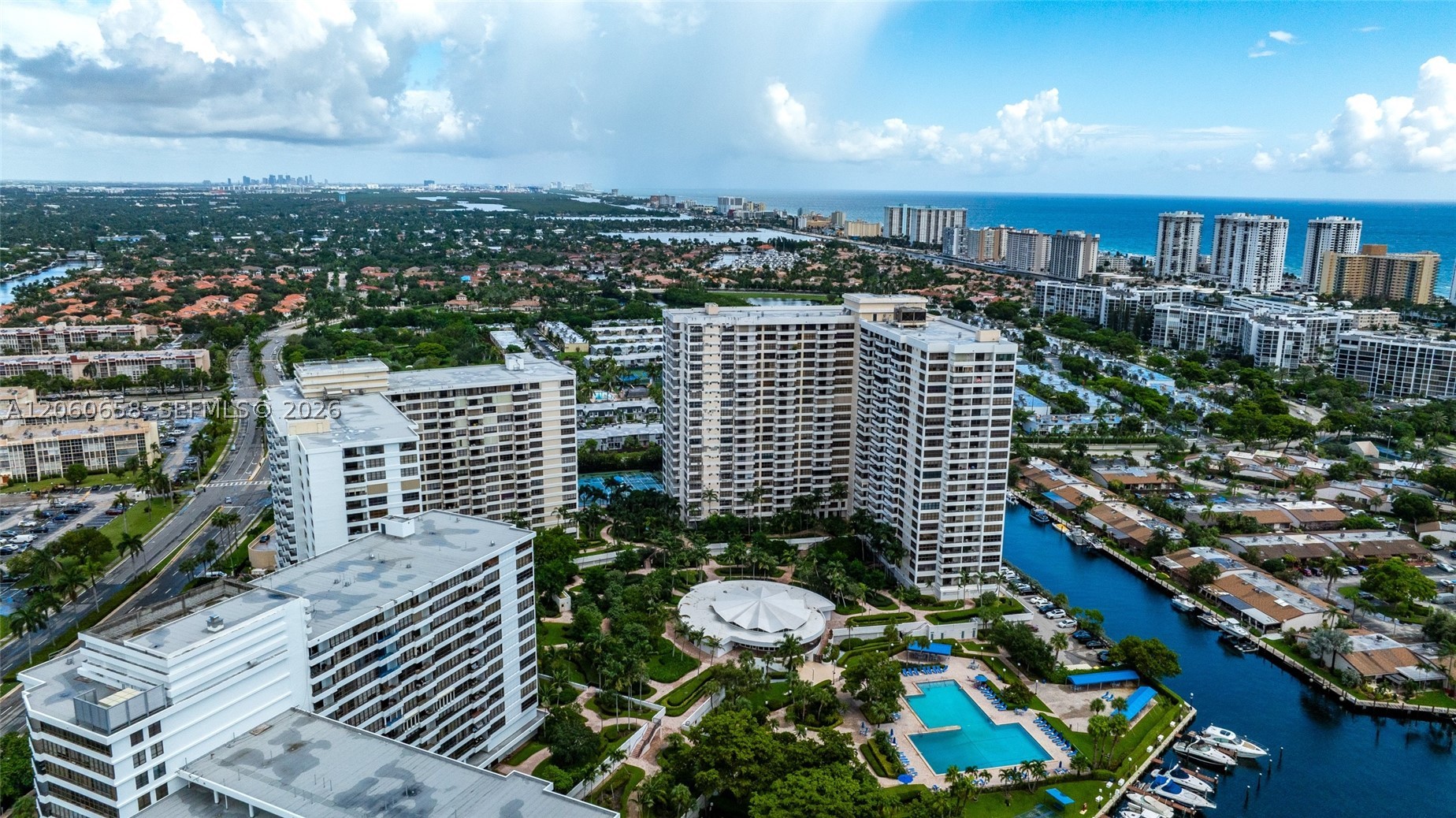 Hallandale Beach photo 2
