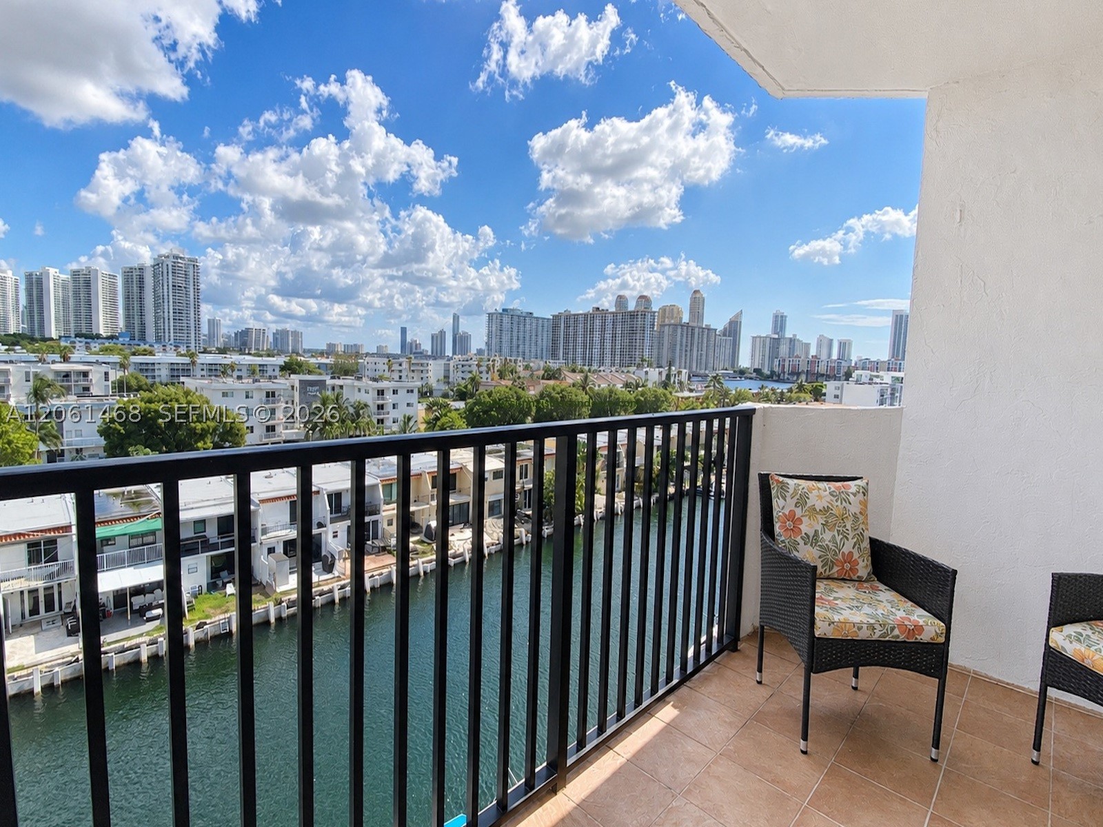 North Miami Beach photo 1