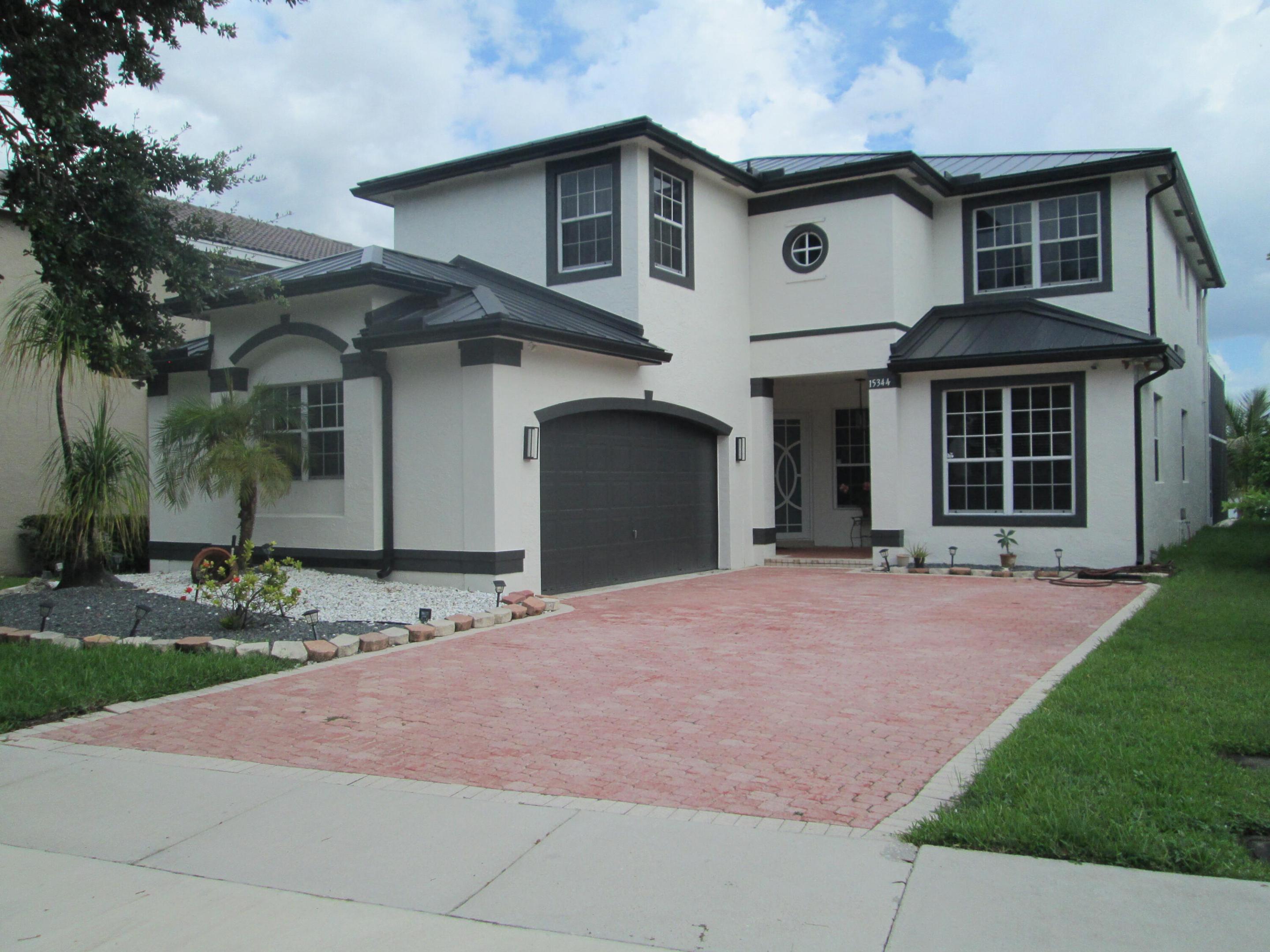 Miramar photo 1
