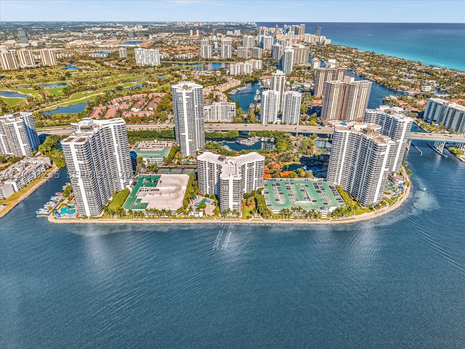 Aventura photo 1