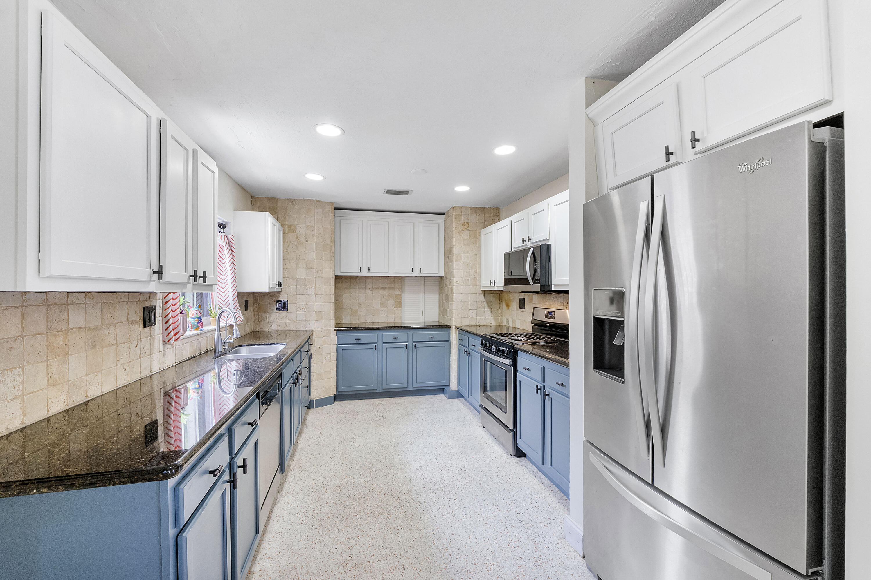 Wilton Manors photo 3